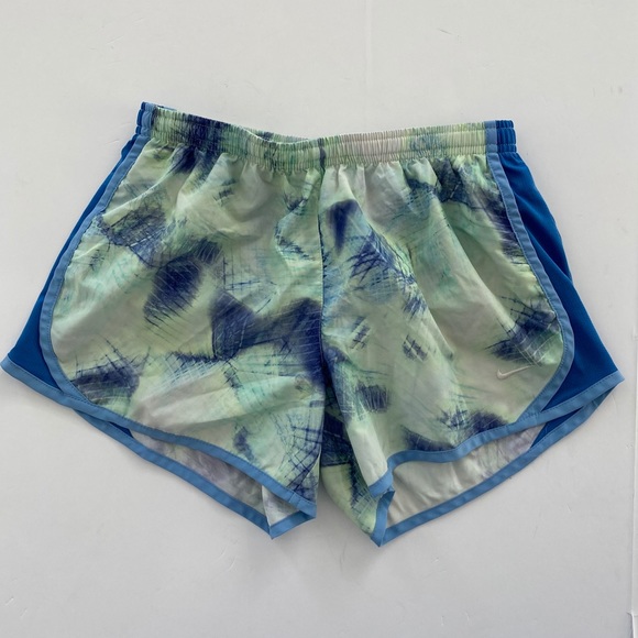 Nike Pants - Nike dry fit tye die shorts